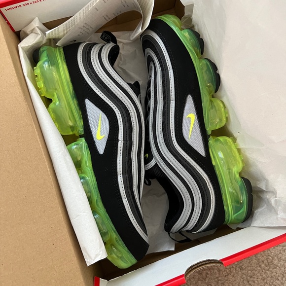 Nike Air Vapor Max 97 Japan. Size 9. - Picture 4 of 4